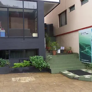 https://hotel-raahath-inn.hotels-munnar.com