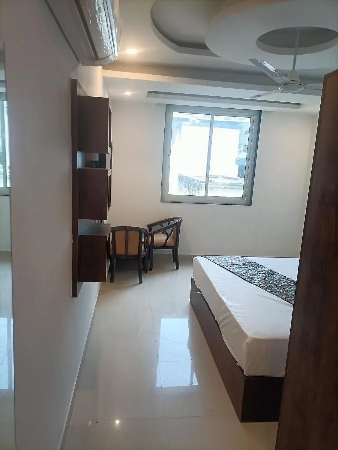 Hotel Tark Inn Near Igi Airport New Delhi