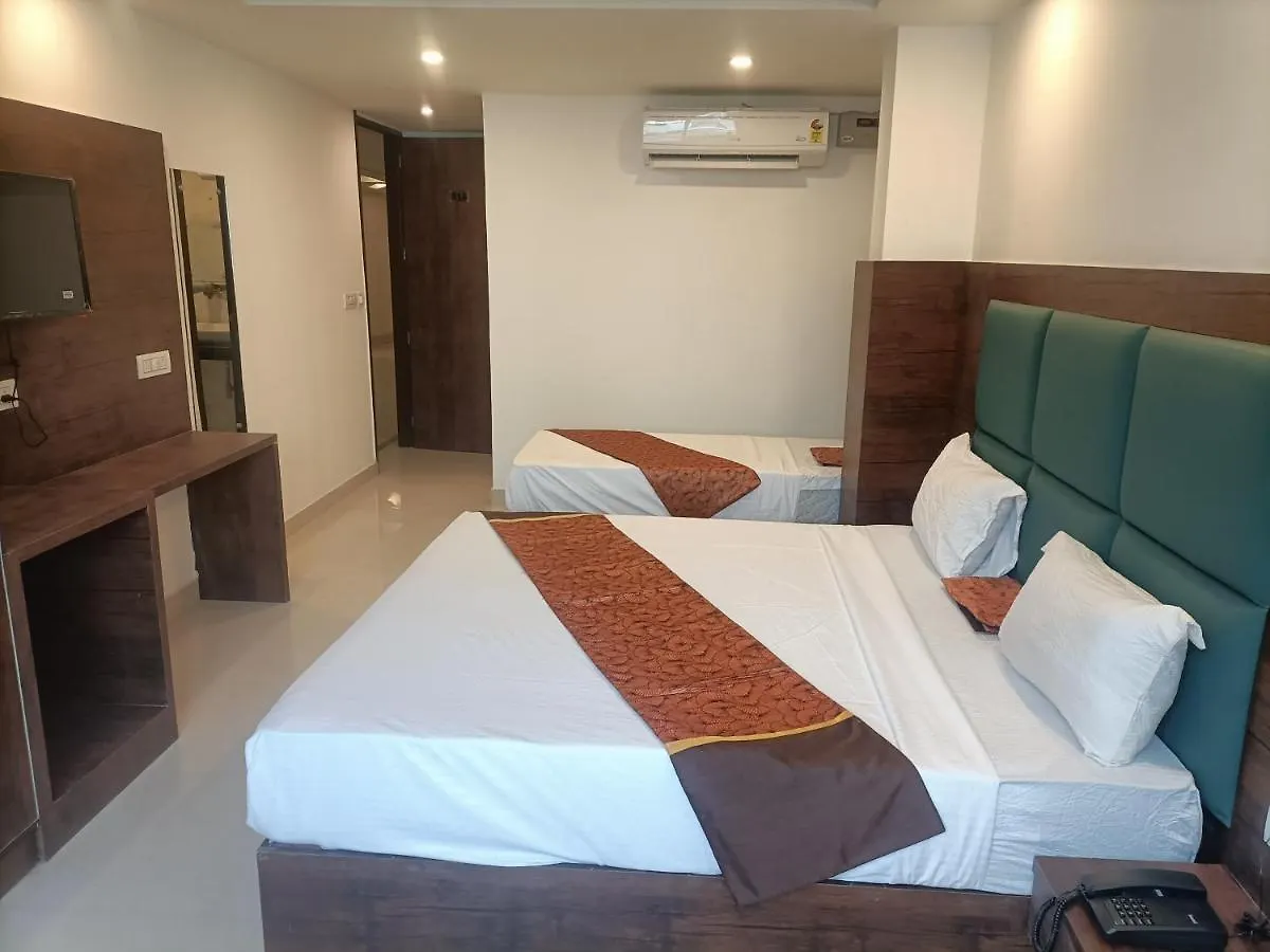 Hotel Tark Inn Near Igi Airport New Delhi